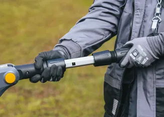 Elektryczne nożyce do żywopłotu na wysięgniku PM-NEW-900S-T 45CM 900W