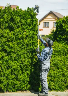 Akumulatorowe nożyce do żywopłotu na wysięgniku PM-NAW-20C 41CM - 18