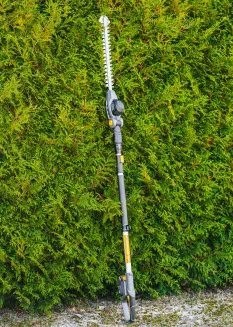 Akumulatorowe nożyce do żywopłotu na wysięgniku PM-NAW-20C 41CM - 24