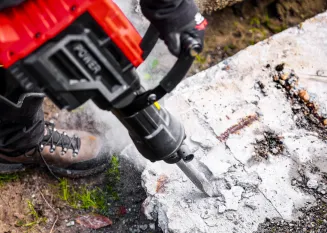 MŁOT WYBURZENIOWY UDAROWY DO KUCIA BETONU MOCNY 3300W HEX 70J WALIZKA DŁUTA RTMWB0052 - 18