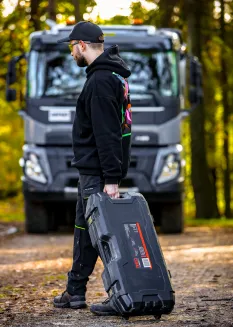 MŁOT WYBURZENIOWY UDAROWY DO KUCIA BETONU MOCNY 3300W HEX 70J WALIZKA DŁUTA RTMWB0052 - 13