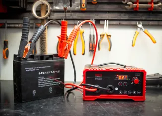 PROSTOWNIK INWERTOROWY Z ROZRUCHEM 180A 12/24V ŁADOWARKA 30A RTPI0167 - 2