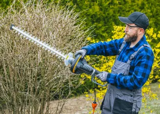 ELEKTRYCZNE NOŻYCE DO ŻYWOPŁOTU GAŁĘZI KRZEWÓW 1800W 610MM SEKATOR PM-NE-1800M - 12