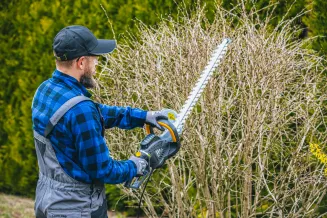 ELEKTRYCZNE NOŻYCE DO ŻYWOPŁOTU GAŁĘZI KRZEWÓW 1800W 610MM SEKATOR PM-NE-1800M - 13