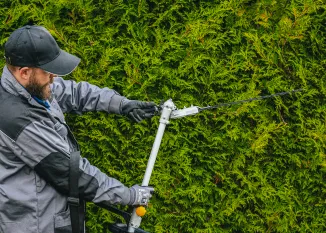 Elektryczne nożyce do żywopłotu na wysięgniku PM-NEW-1200S 40CM 1200W - 21