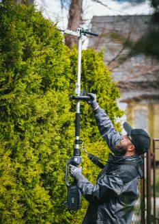 Elektryczne nożyce do żywopłotu na wysięgniku PM-NEW-1200S 40CM 1200W