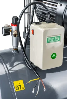 KOMPRESOR OLEJOWY 400V 300L 8bar PM-KO-300T-400V - 8