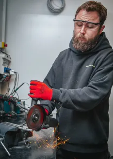 SZLIFIERKA KĄTOWA 1300W RED TECHNIC RTSZK0013 - 9