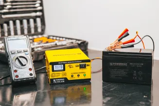 Prostownik mikroprocesorowy akumulatorowy 6/12V PM-PM-40B - 10