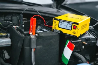 Prostownik mikroprocesorowy akumulatorowy 12/24V PM-PM-50B - 2